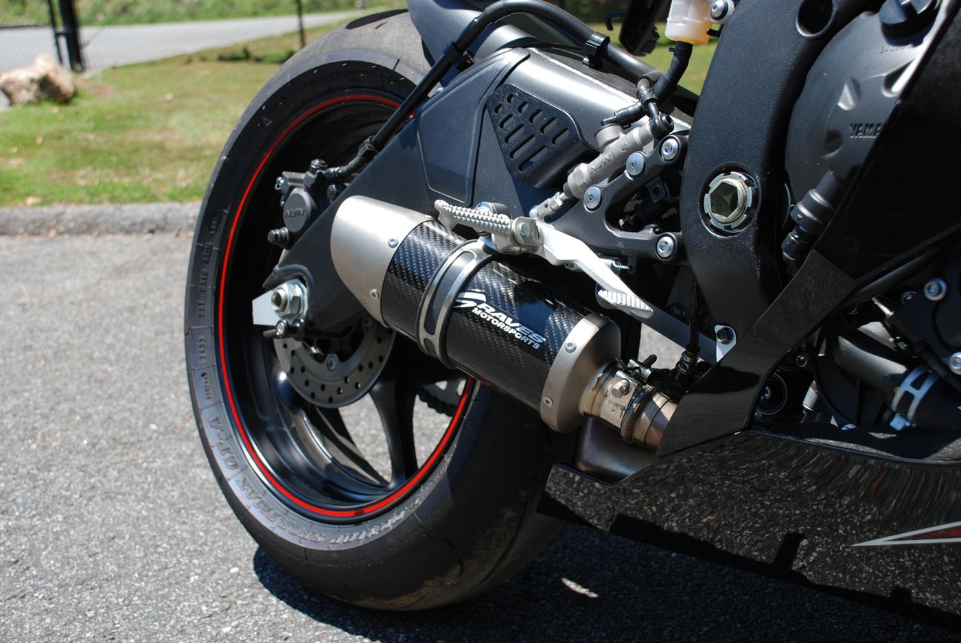 Graves Motorsports Yamaha YZF R6 Carbon Slip On 2006 2014
