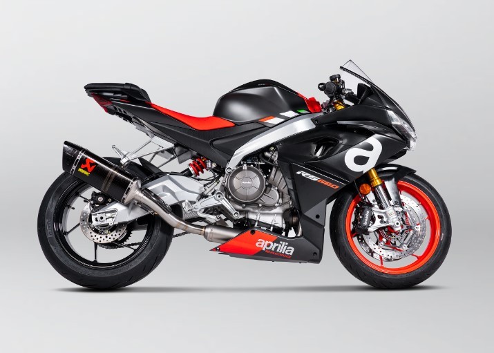 Akrapovic Racing Line Carbon + Stainless Full System - Aprilia RS 660 | Tuono 660 (2021-2023)