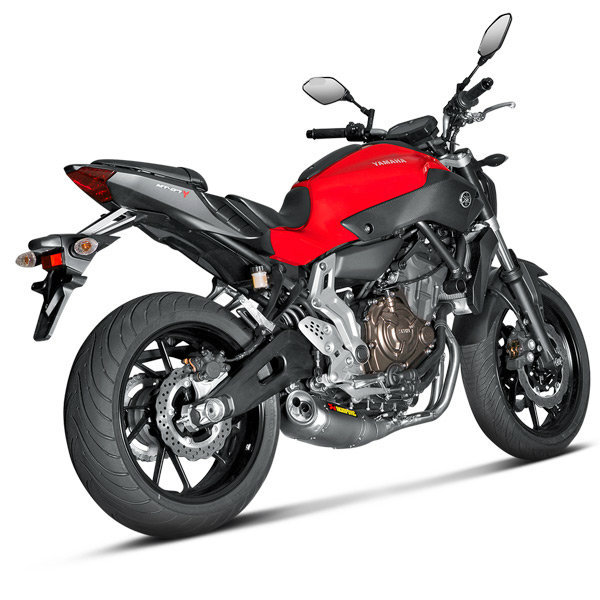 Akrapovic Racing Full Exhaust System 15-18 Yamaha FZ-07 Akrapovic Racing Full Exhaust System 15-18 Yamaha FZ-07