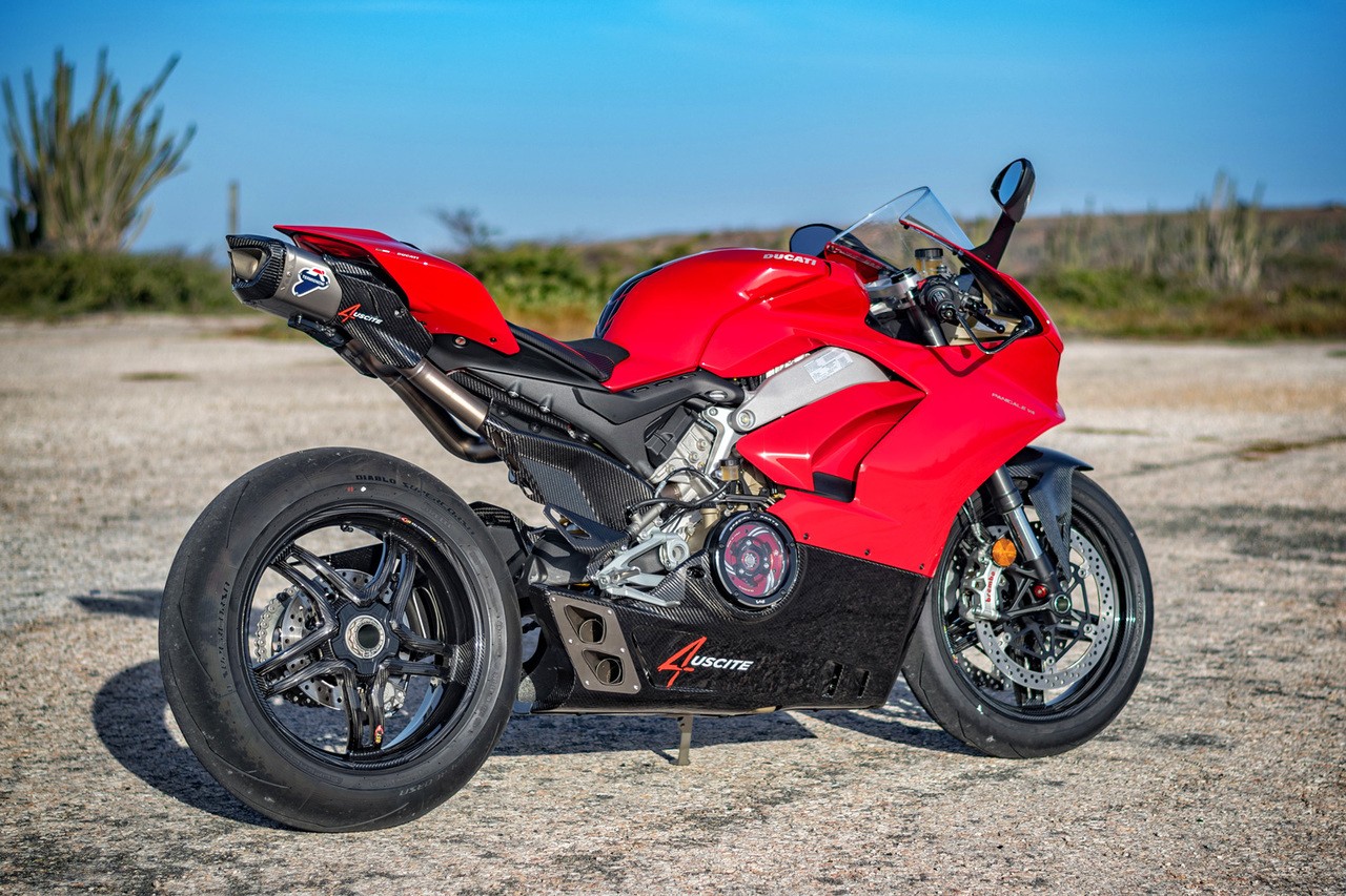BST Rapid TEK 17 x 3.5 Front Wheel - Matte - Ducati 899/959/821/ 1199 w/ ABS / 1299 / V4/ V2 / 1299S / 1299R / FE 15-16