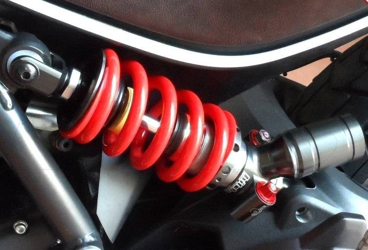 Bitubo Rear XXT11 Mono Shock For Ducati SCRAMBLER / ICON / FULLTHROTTLE / SIXTY2 with Hydraulic Preload