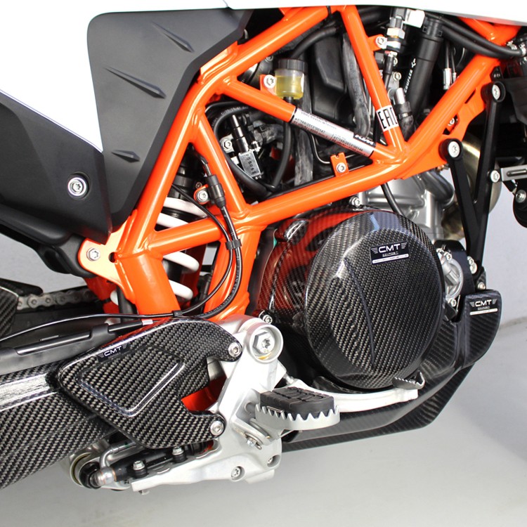 CMT Compositi Carbon Fiber Clutch Cover for KTM 690s and Husqvarna 701s
