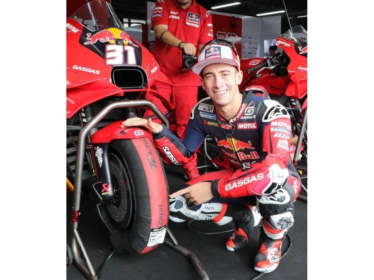 CapIt Lab4 Tire Warmers - MotoGP / WSBK - Wheel and Tire Temperature Control