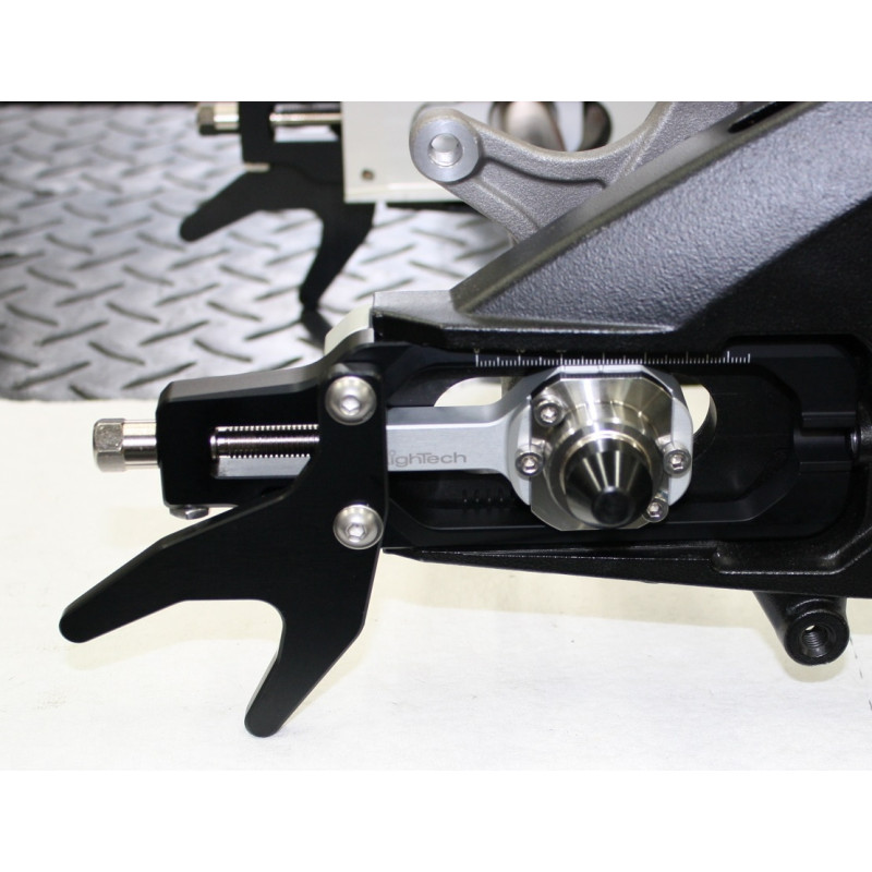 Fast Frank Racing 11-18 Suzuki GSX-R 600 / 750 "Daytona 200" Rear Quick Change Axle Kit