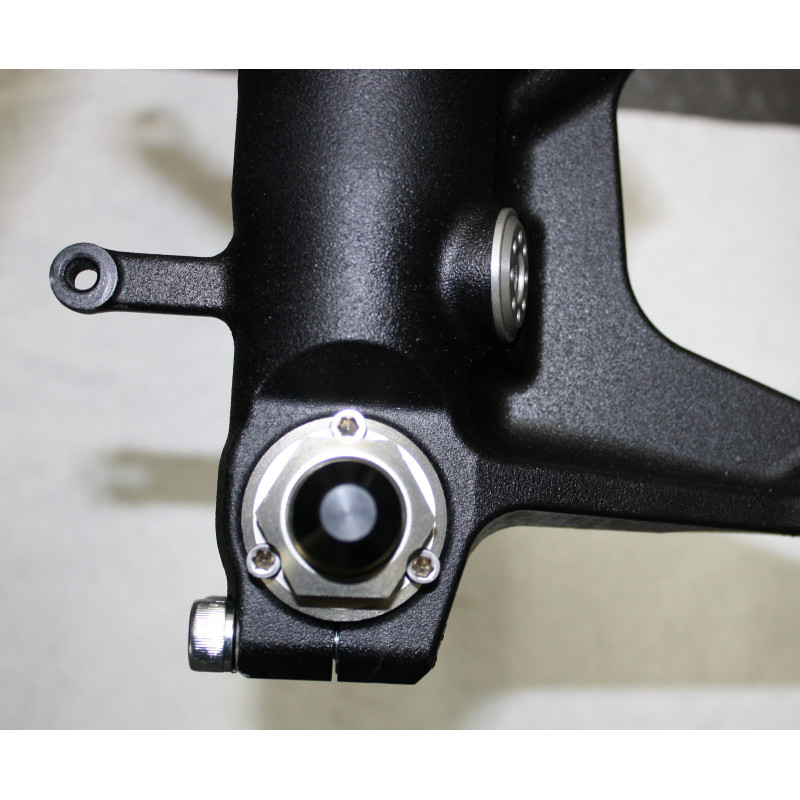 Fast Frank Racing 11-18 Suzuki GSX-R 600 / 750 Front Quick Release Axle Fast Frank Racing 11-18 Suzuki GSX-R 600 / 750 Front Quick Release Axle