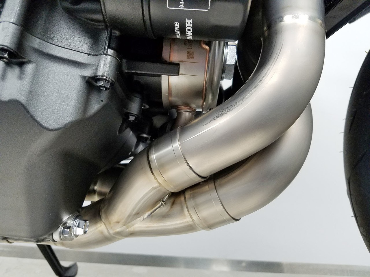 Graves Motorsports Honda CBR1000RR SP1 / SP2 Full Titanium Exhaust System
