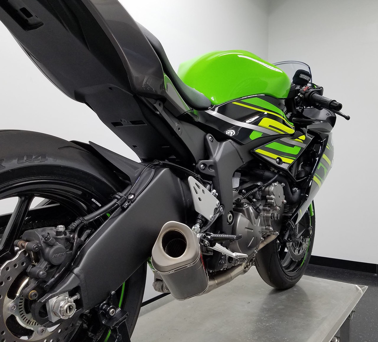 Graves Motorsports Full LINK Titanium / Carbon WORKS Exhaust - 2019+ Kawasaki Ninja ZX-6R