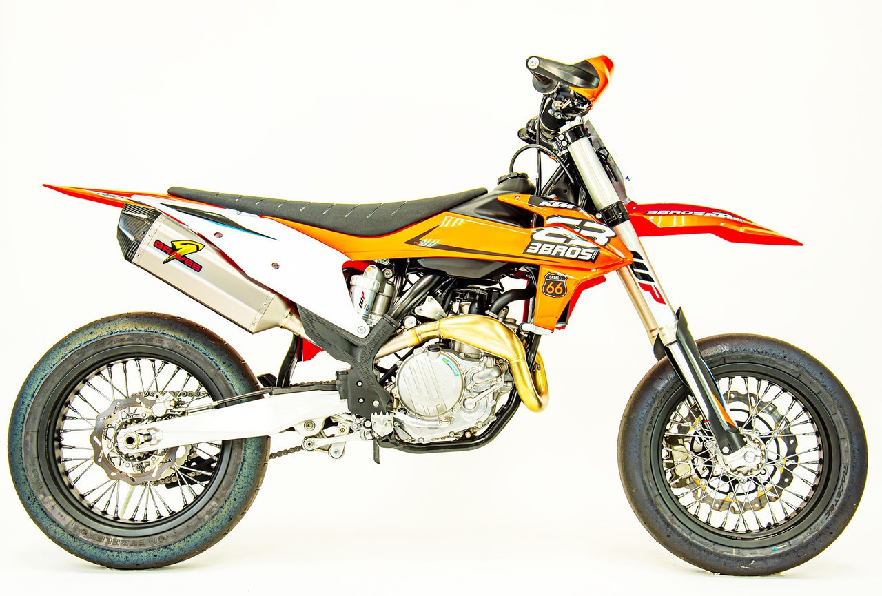 Graves Motorsports KTM - Husqvarna - Gas Gas Titanium Slip-on Exhaust - Carbon End Cap (350cc-450cc)