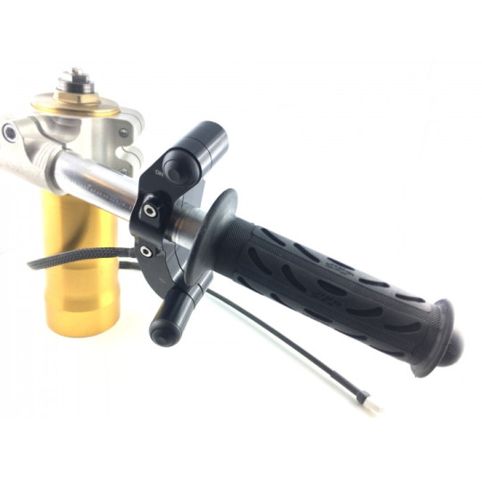 I2M Plug-and-Play Handlebar button pods for use with Chrome Dash - Yamaha R1 / Kawasaki ZX-10R / BMW S1000RR / Ducati V4