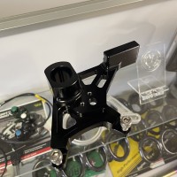 2020+ BMW S1000RR (K67) 84mm Under Mount Caliper Bracket - Type 2