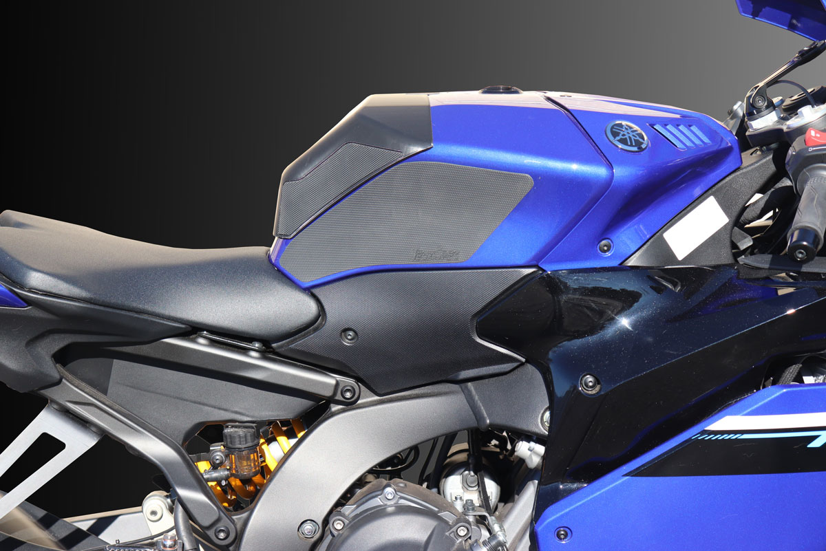 TechSpec Tank Grip Extension + Tank Grips | Yamaha | YZF-R9 (2025