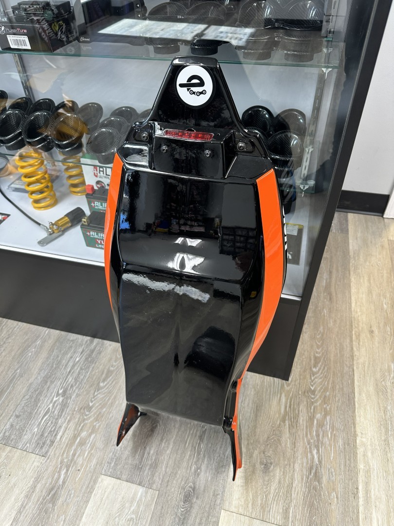 USED 2016-26 Kawasaki ZX-10R / ZX-10RR KRT-Specification Carbon Fiber Monocoque Subframe Tail Assembly