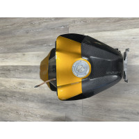 Factory YMUS / Westby Racing Superbike Fuel Tank Assembly - 2015-2025 Yamaha YZF-R1 - USED Factory YMUS / Westby Racing Superbike Fuel Tank Assembly - 2015-2025 Yamaha YZF-R1 - USED