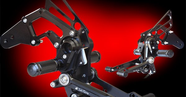 GROM16RS-BK_700x494-600x315w.jpg