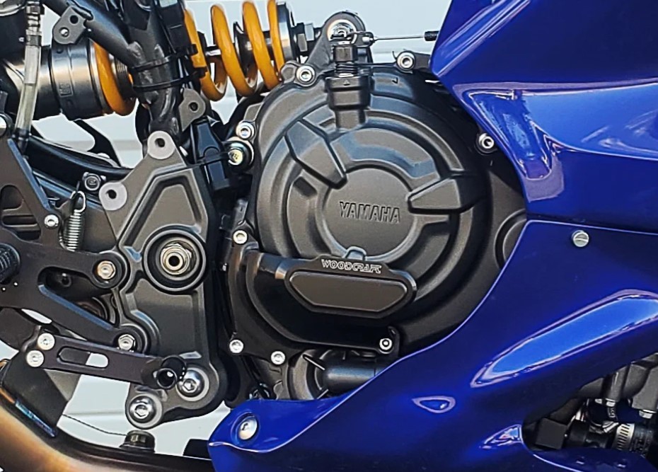 Woodcraft Water Pump Cover Protector | Yamaha FZ-07 | MT-07 | R7 | Tenere 700 | XSR 700 Woodcraft Water Pump Cover Protector | Yamaha FZ-07 | MT-07 | R7 | Tenere 700 | XSR 700