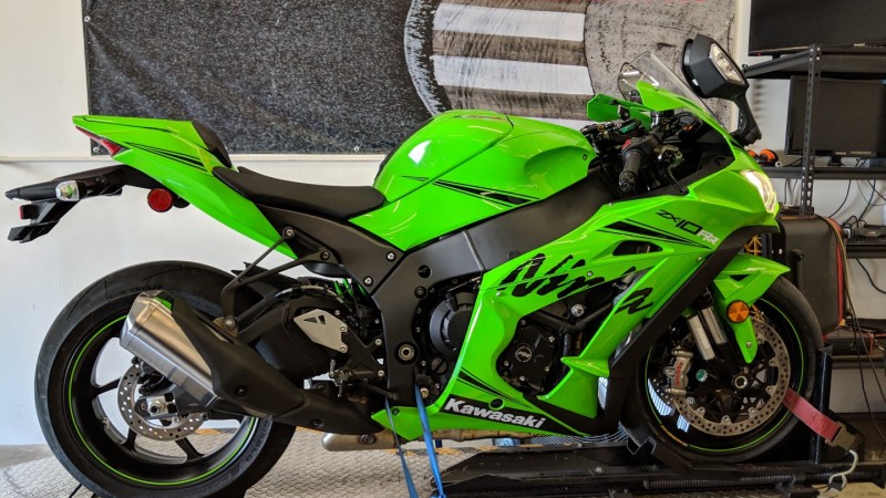 Vlog - The SBU 2019 Superbike Project - 1st Dyno Pulls and Weigh-In For the 2019 Kawasaki ZX-10RR - Update #4