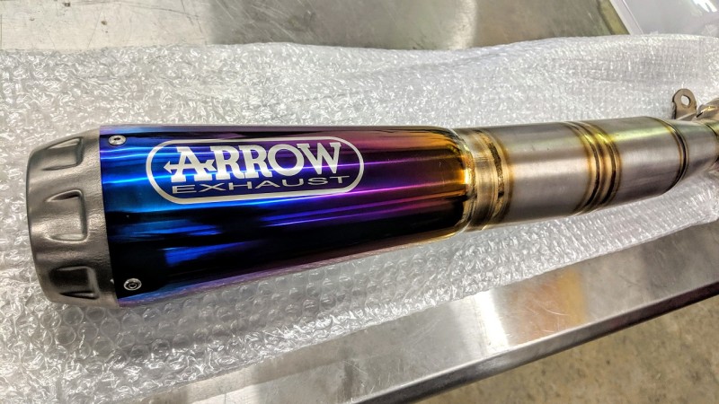 Vlog - The SBU 2019 Superbike Project - New Arrow WSBK Exhaust + KRT Parts! - Update #12