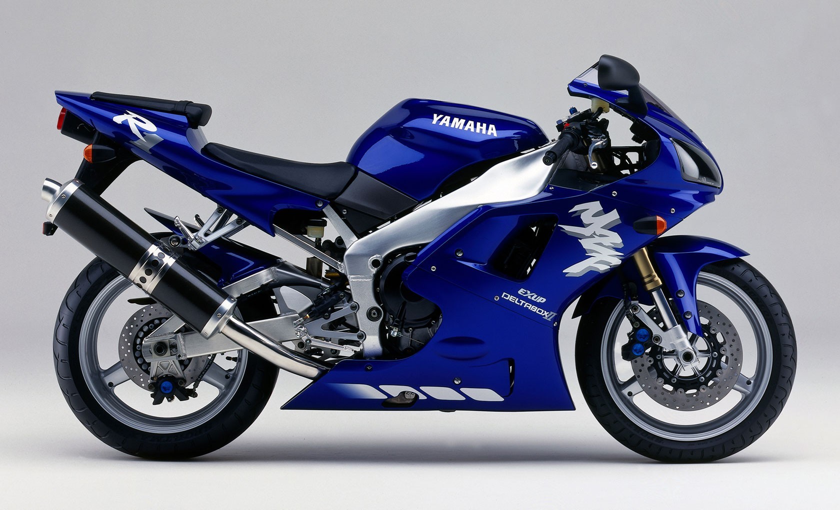 YZF-R1 '09-14 – iMotorcycle Japan
