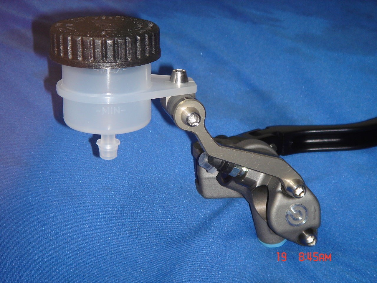 Billet reservoir bracket for Brembo, Nissin and most other master