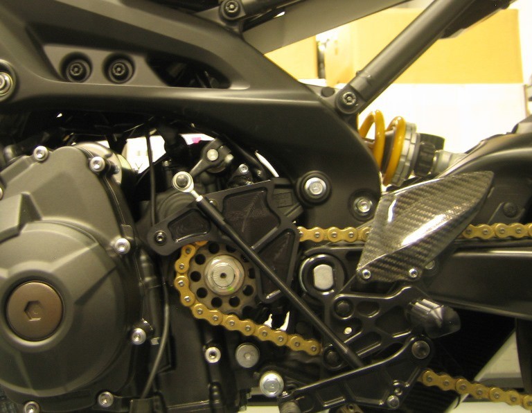Graves Motorsports Yamaha FZ09 FJ09 MT09 XSR900 Sprocket Cover