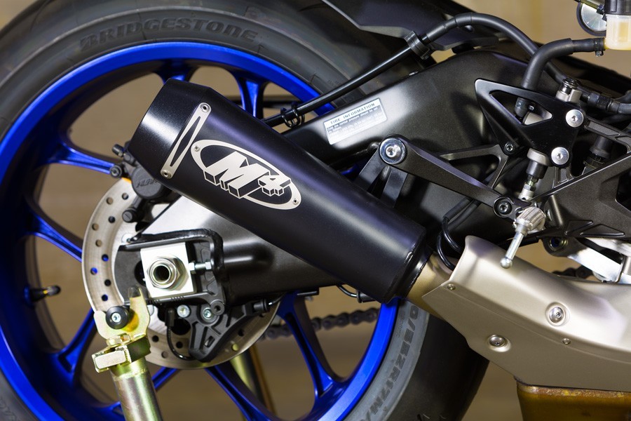M4 Black GP2 Slip-On  - 2015-2023 Yamaha R1