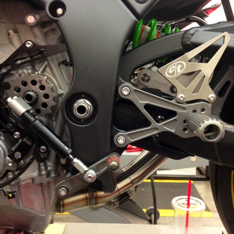 リアテック　ZC0615 Evol Technology 2016-23 Kawasaki ZX-10R Rearsets - ETP-KRA-161.1