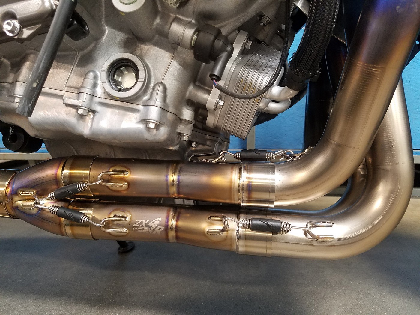 Graves Motorsports Kawasaki WORKS ZX10R LINK Low Mount Full Exhaust System