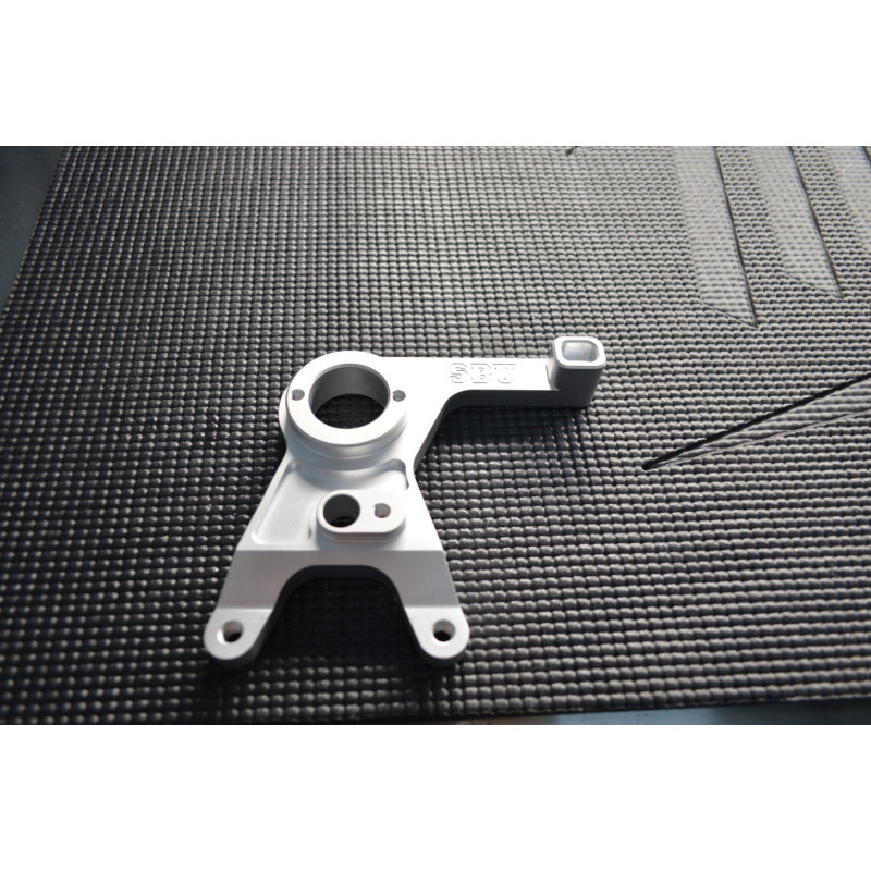 2015+ Yamaha YZF-R1 / R1M / R1S 64mm Under Mount Caliper Bracket 2015+ Yamaha YZF-R1 / R1M / R1S 64mm Under Mount Caliper Bracket