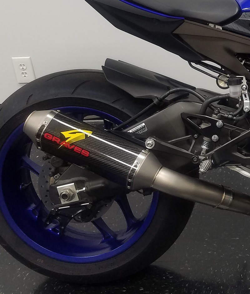Graves yamaha hot sale r1