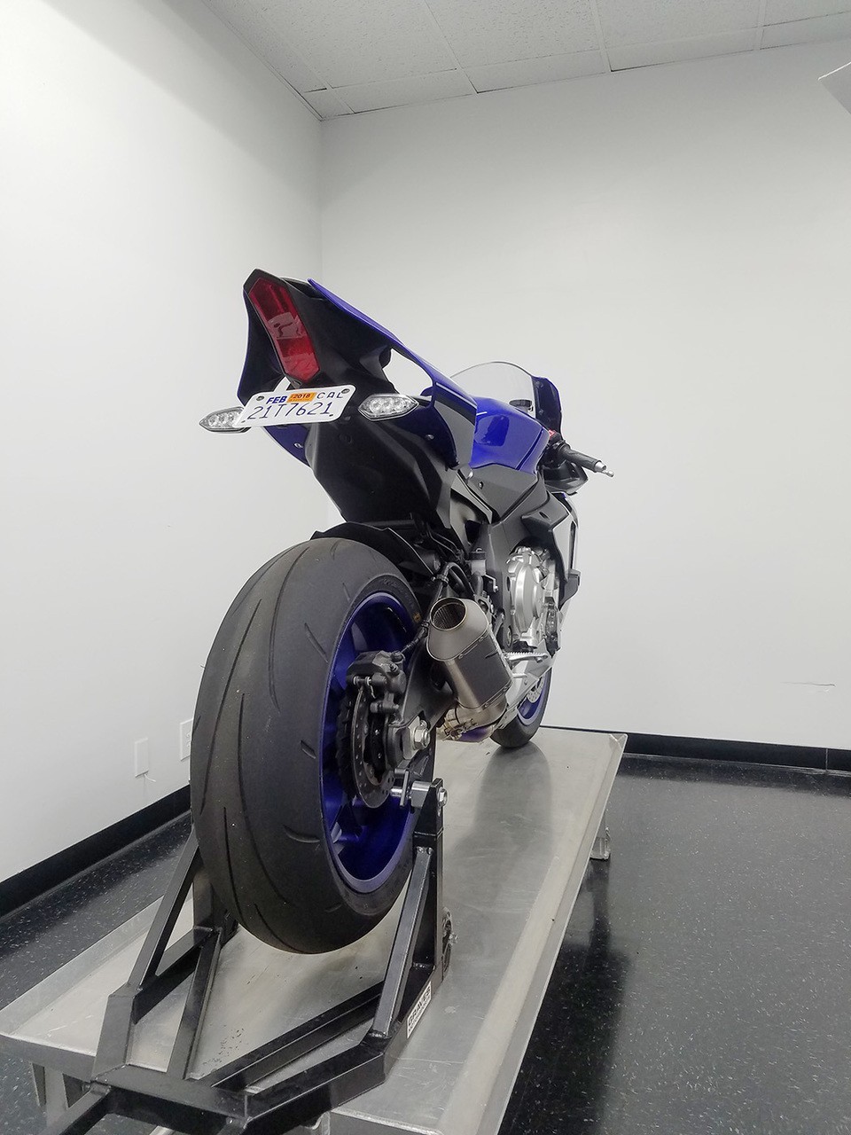 Graves Yamaha R1 Cat Eliminator Exhaust Valve TypeR EXY17R1CVTT