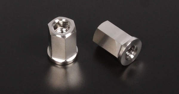 nutsページ zt23_1061-600x315w.jpg